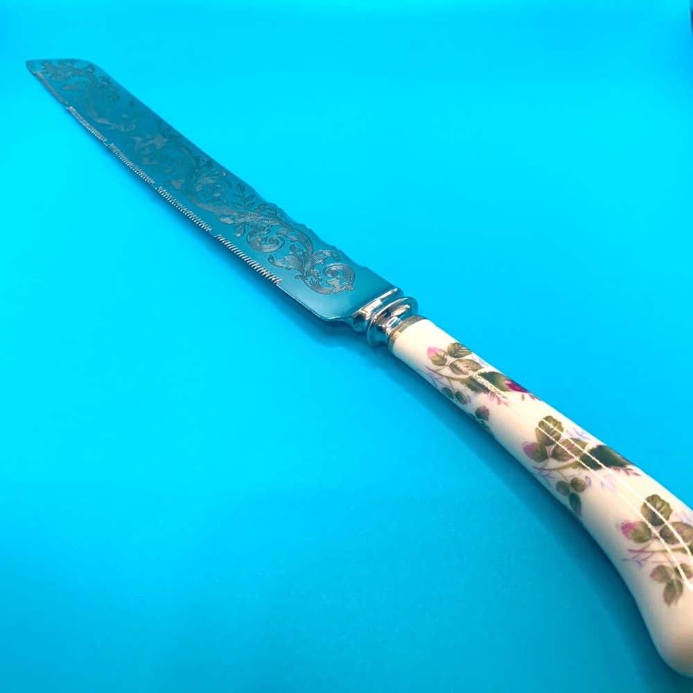 13” Serrated Serving Knife with Rose pattern Ceramic Knife